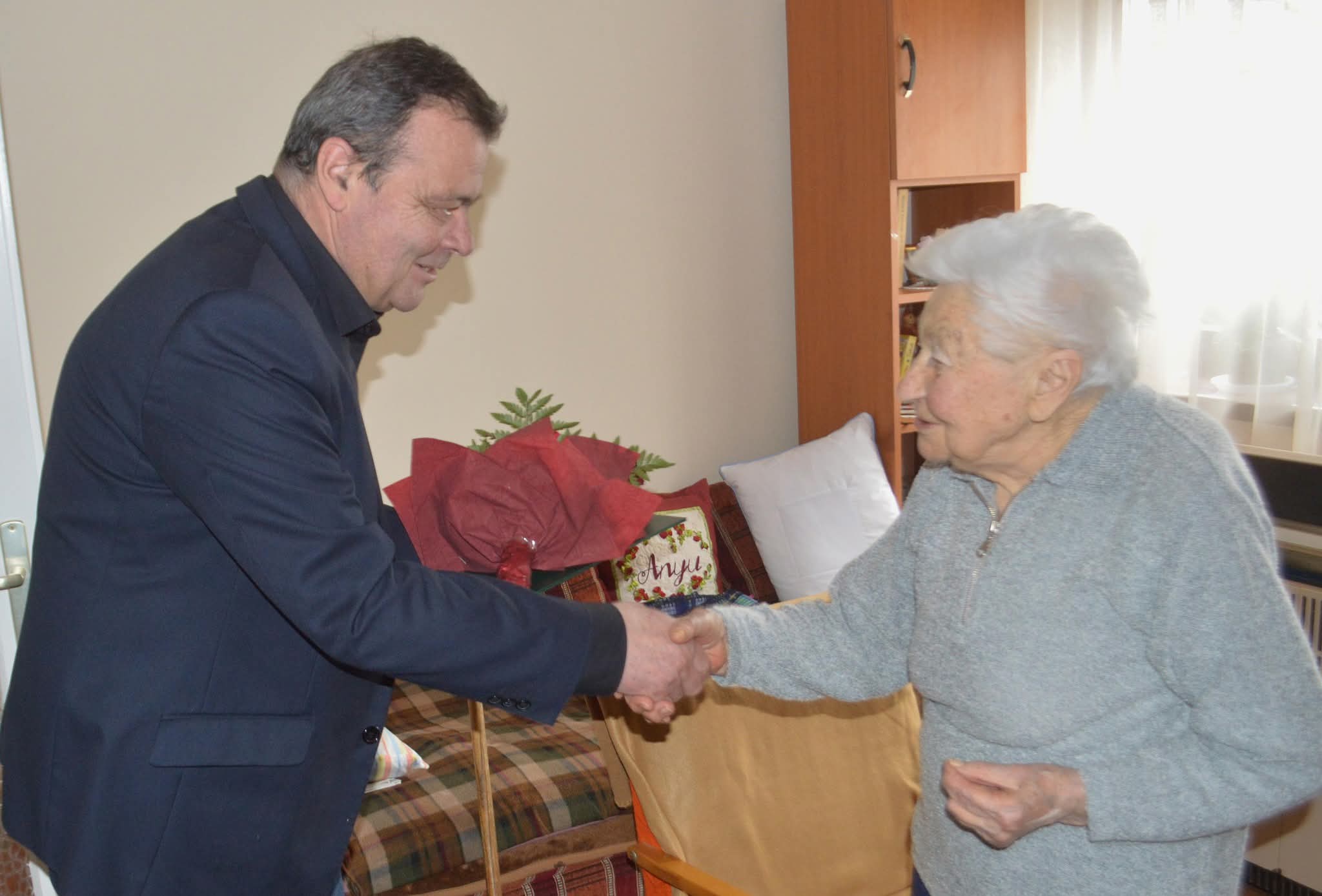 Hegedűs István polgármester köszöntötte a város legidősebb szökőnapi szülöttjét 